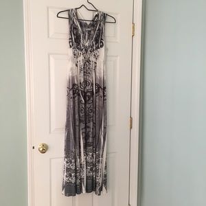 Apt 9 Black and White Maxi Dress Size M